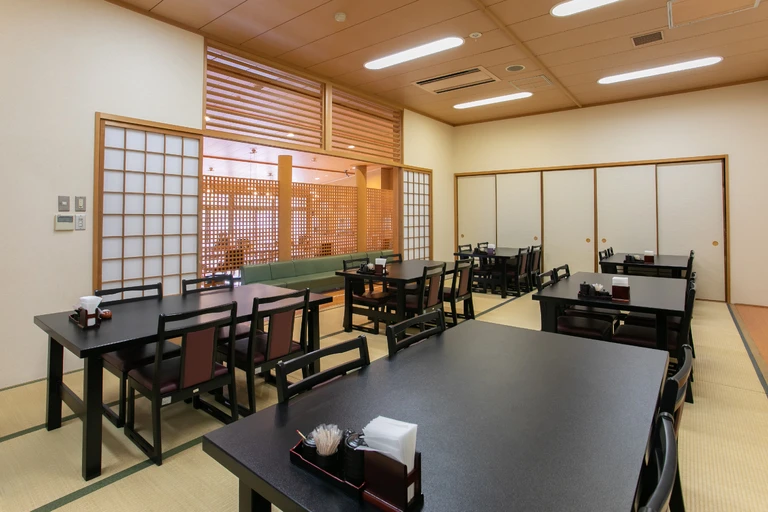 お食事処鶴亀